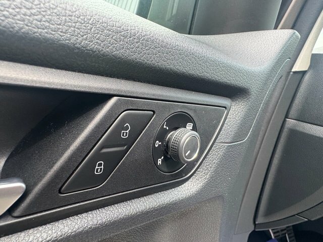Volkswagen Caddy Life 2L Null Blue #35