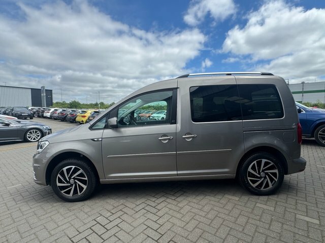 Volkswagen Caddy Life 2L Null Blue #9