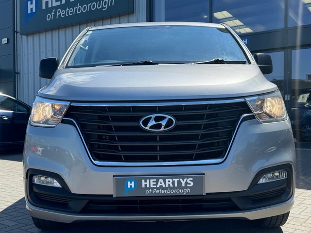 Hyundai I800 Crdi Se Nav Mpv Silver #2