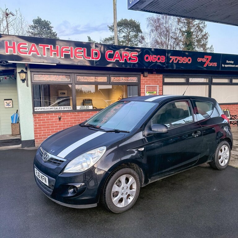 Hyundai I20 1.2 Comfort RJ61KFN Black