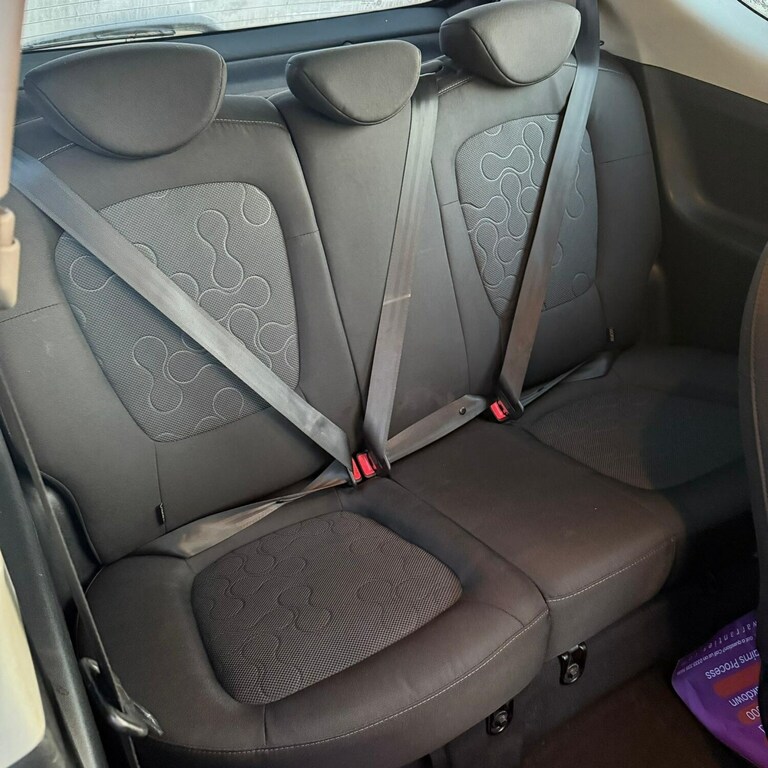 Hyundai I20 1.2 Comfort RJ61KFN Black #6