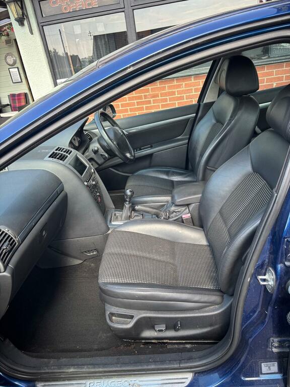 Peugeot 407 2.0 Hdi Executive Silver #8