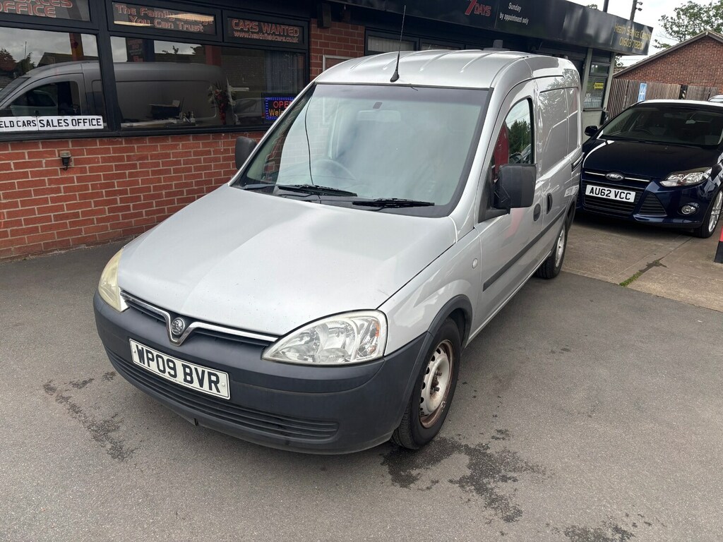 Vauxhall Combo Estate Blue #2