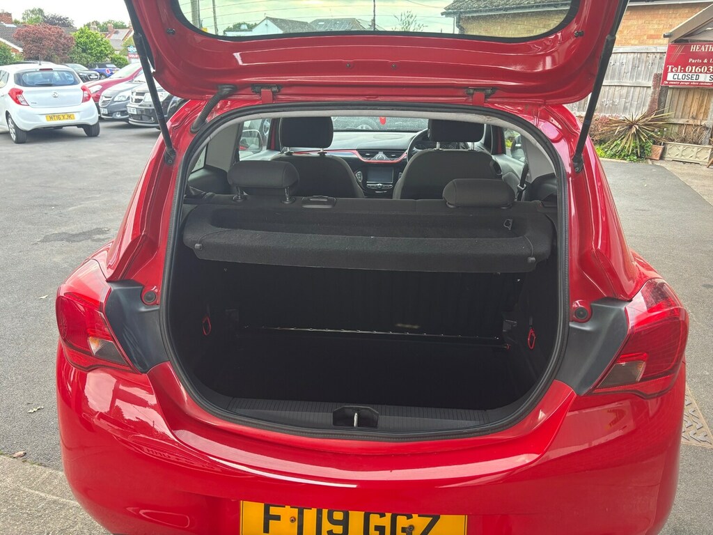 Vauxhall Corsa 1.4 75 Griffin FT19GGZ Red #6
