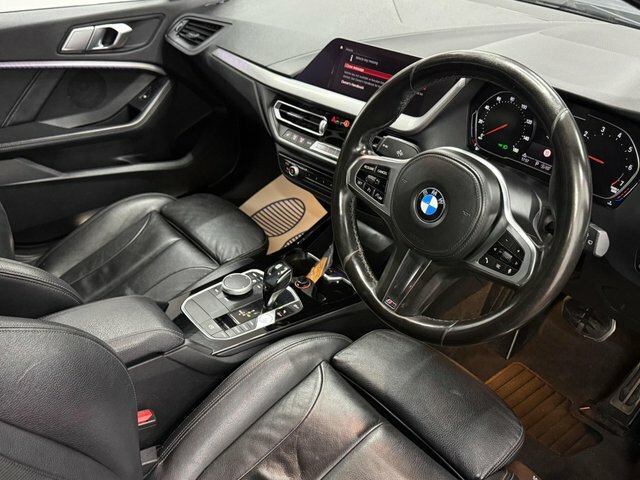 BMW 1 Series 118I M Sport Dct Grey #4