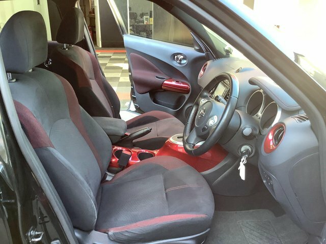 Nissan Juke Acenta Black #12