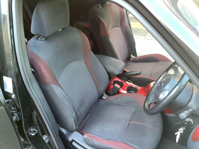 Nissan Juke Acenta Black #11