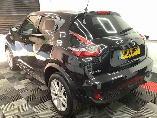 Nissan Juke Acenta Premium Xtron Euro Black #4