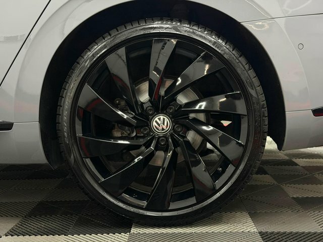 Volkswagen Arteon 2.0 Arteon Se Silver #25