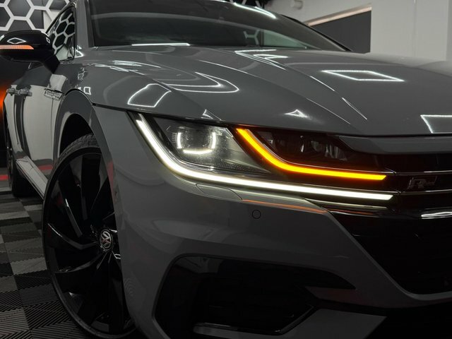 Volkswagen Arteon 2.0 Arteon Se Silver #33