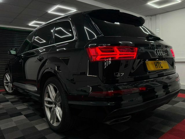 Audi Q7 Tdi V6 S Line Black #4