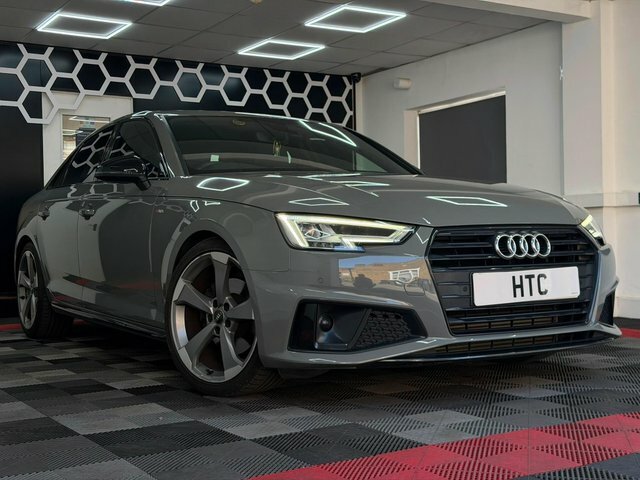 Audi A4 Tfsi 35 Black Edition Black #6
