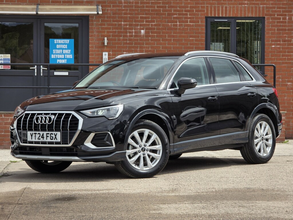 Audi Q3 1.5 Tfsi Cod 35 Sport Black #5