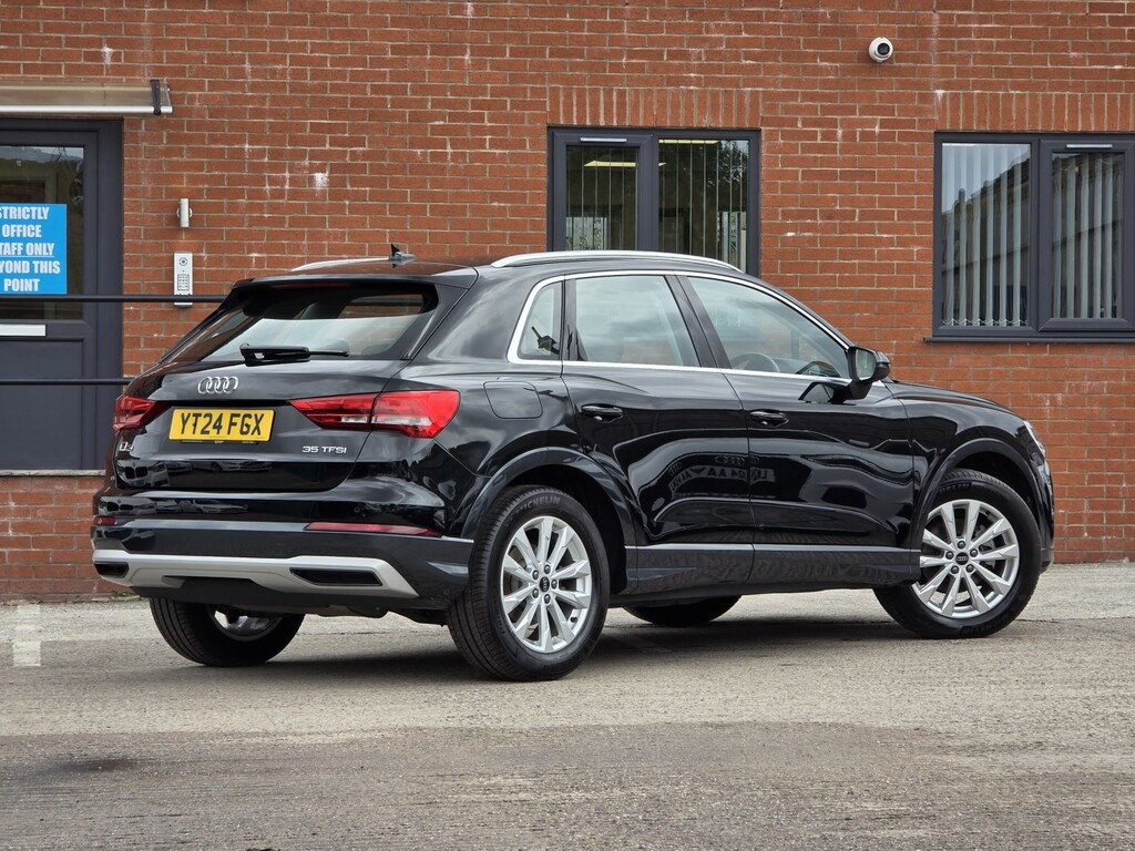 Audi Q3 1.5 Tfsi Cod 35 Sport Black #6