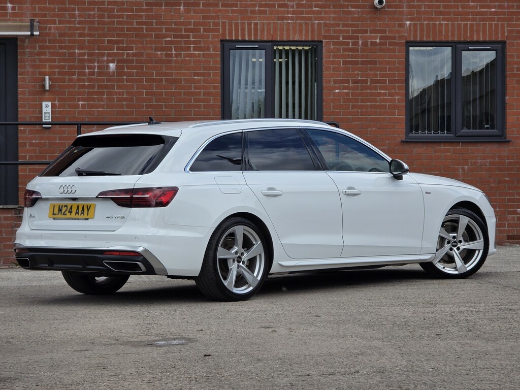 Audi A4 Avant 2.0 Tfsi 40 S Line LM24AAY White #6