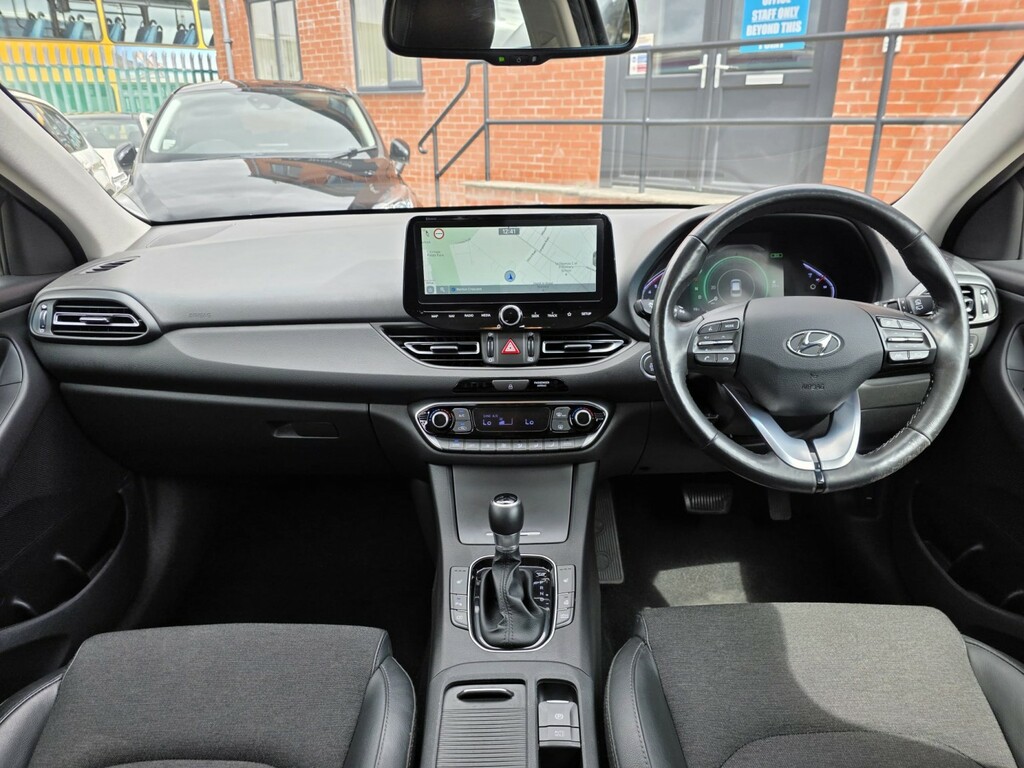 Hyundai I30 1.6 I30 Prem 1.6 D 136Ps Dct My21 48V Grey #4