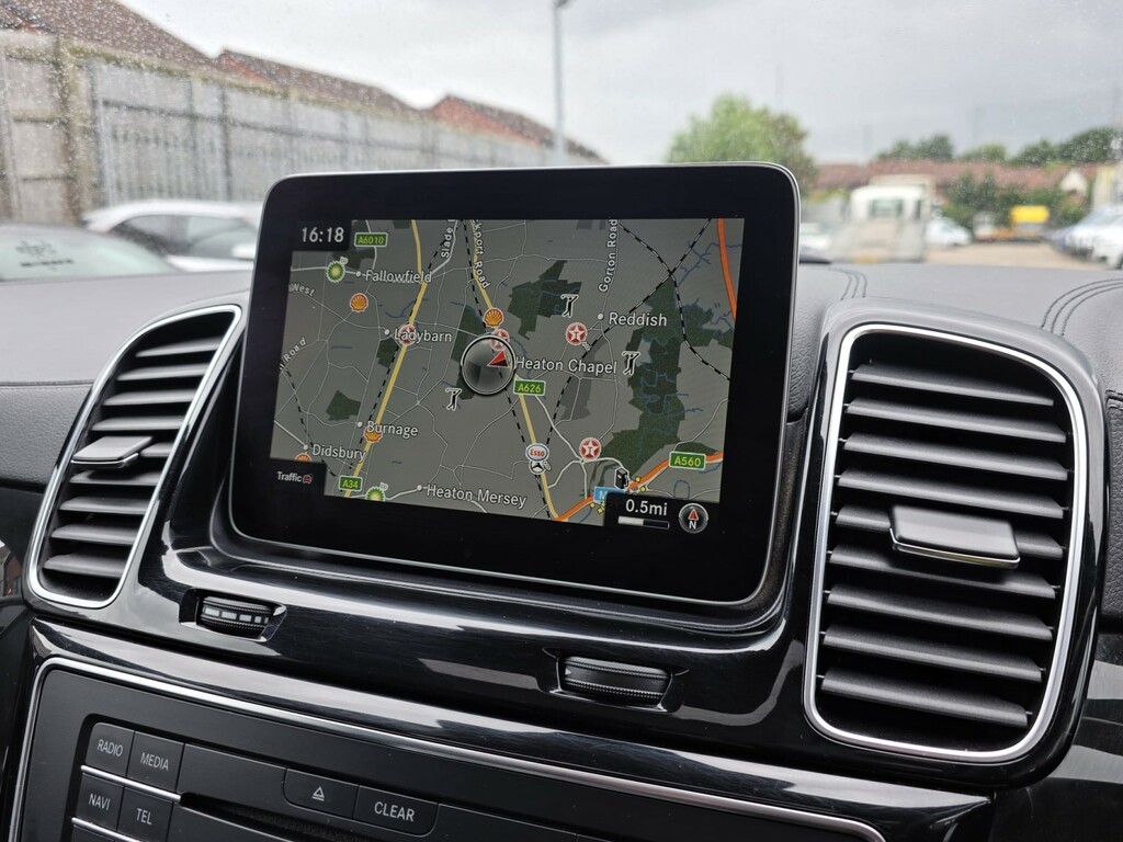 Mercedes-Benz GLS Class 3L Amg Line White #18