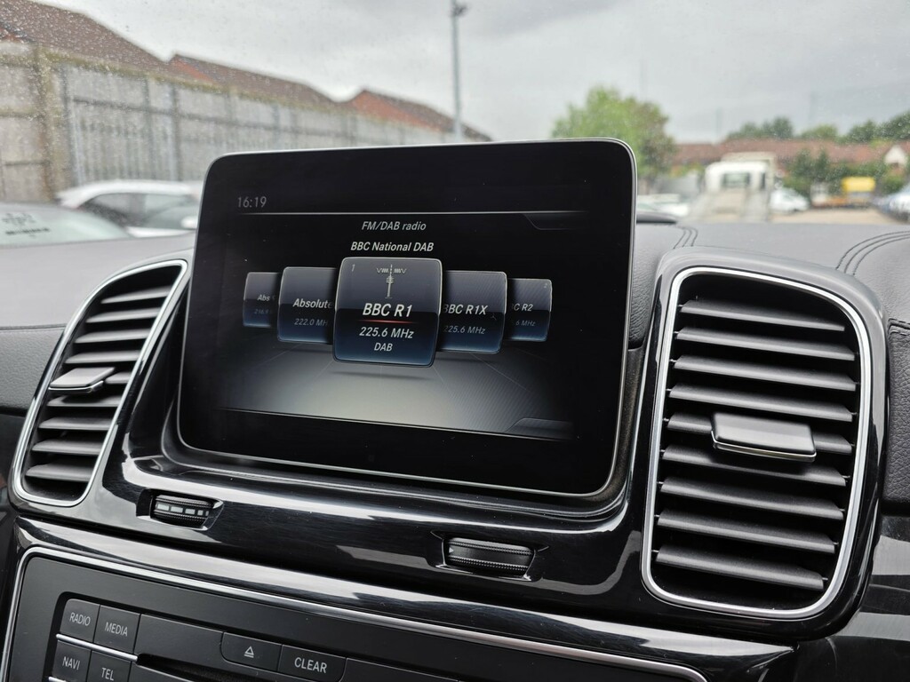 Mercedes-Benz GLS Class 3L Amg Line White #22