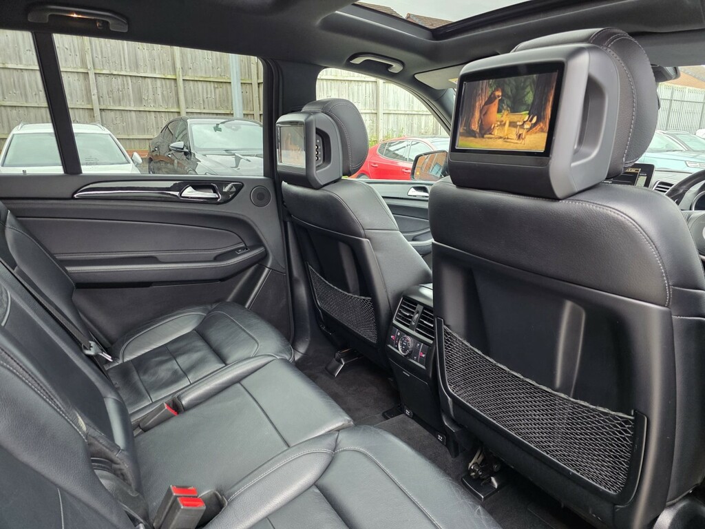 Mercedes-Benz GLS Class 3L Amg Line White #29