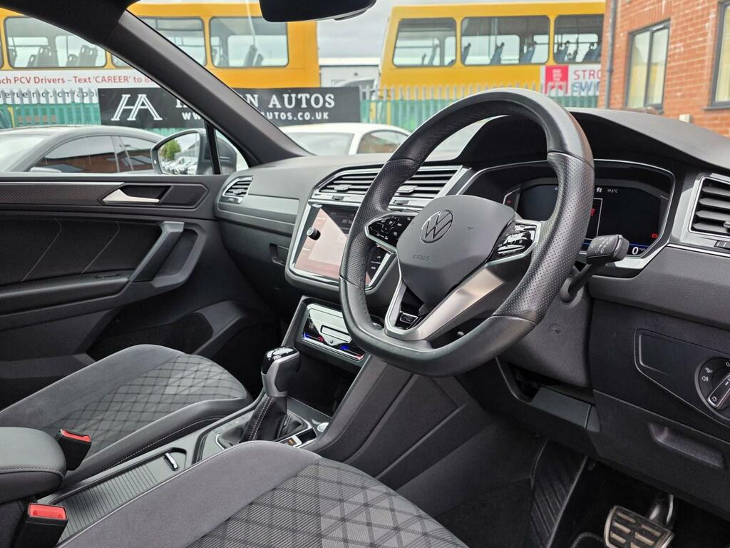 Volkswagen Tiguan 1.5 Tsi R-line MV24LVP Grey #4
