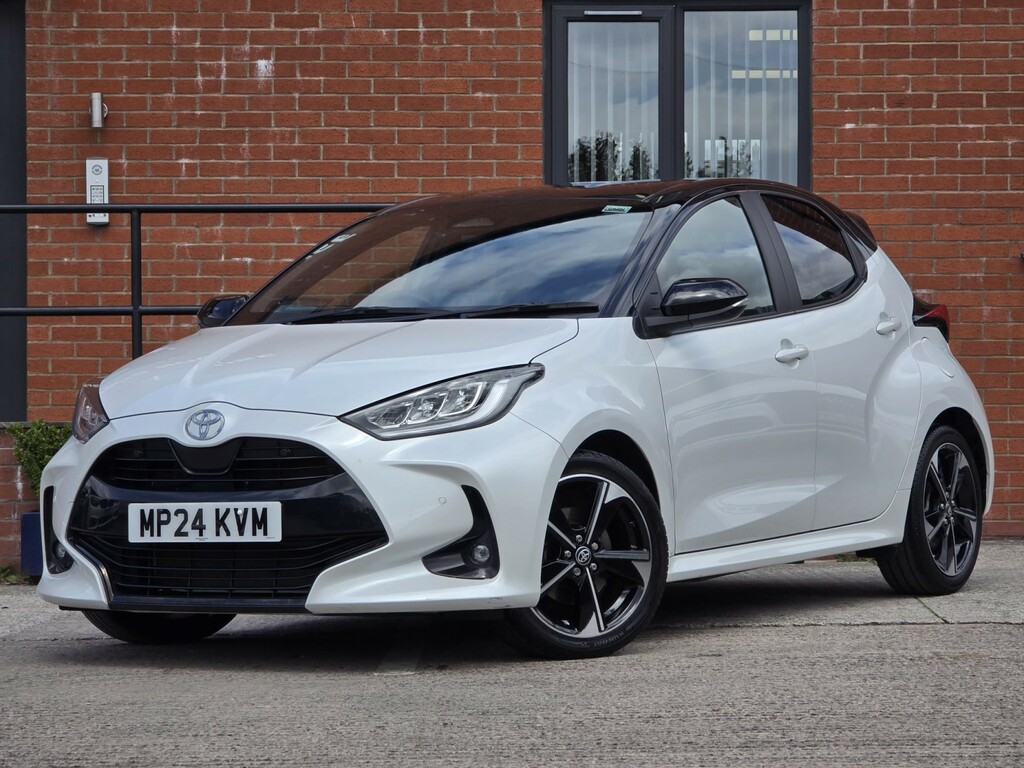 Toyota Yaris 1.5 Vvt-h Premiere Edition MP24KVM White #5