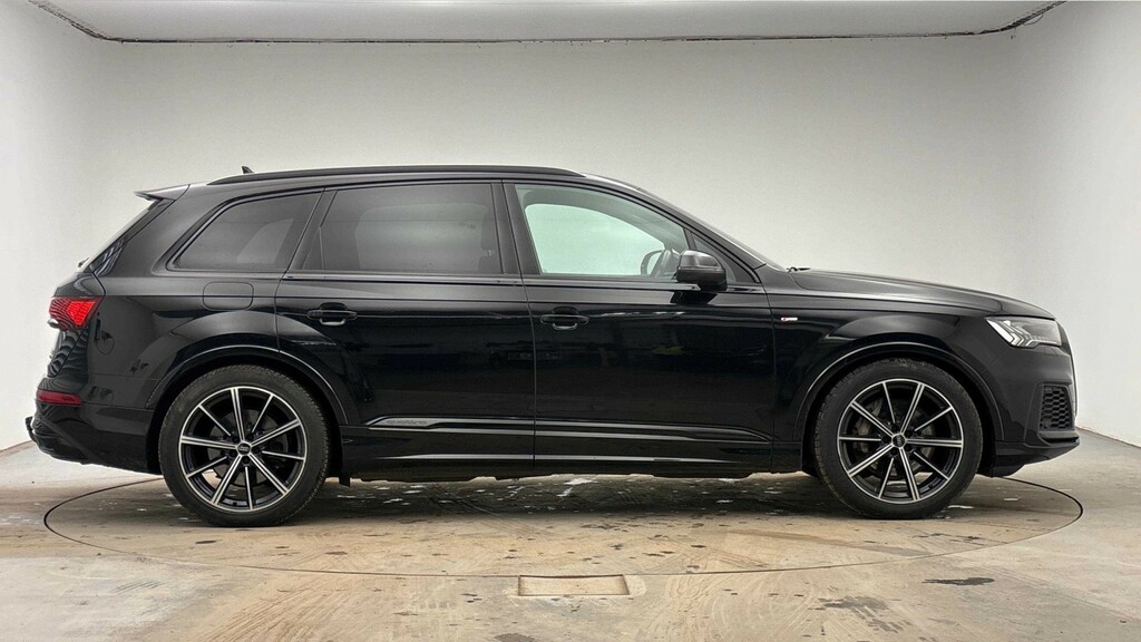 Audi Q7 3.0 Tfsi V6 55 Black Edition Black #4