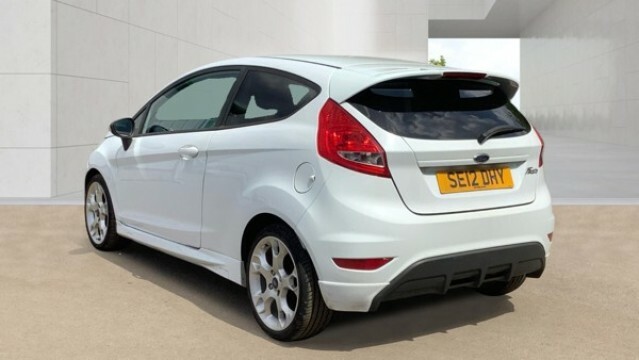 Ford Fiesta 1.6 Zetec S White #3