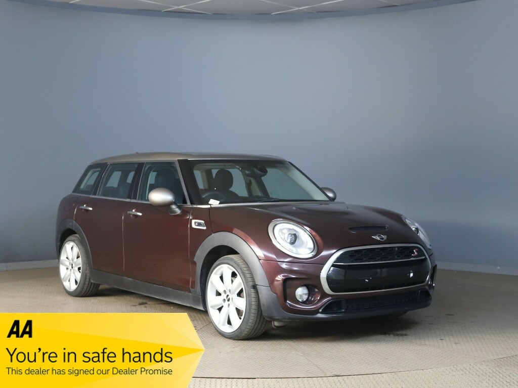 Mini Clubman 2.0 Clubman Cooper S Red