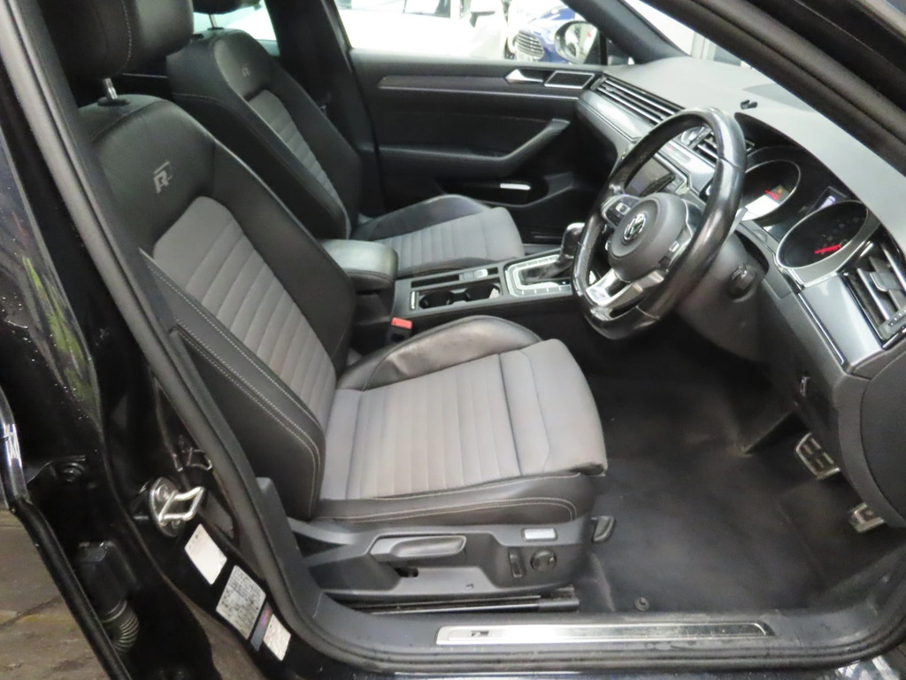 Volkswagen Passat 2.0 Bitdi Bluemotion Tech R-line Black #3