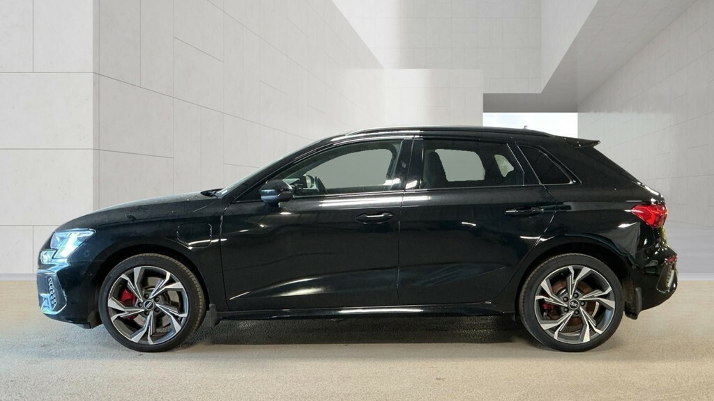 Audi A3 1.4 Tfsie 45 S Line Competition Black #6
