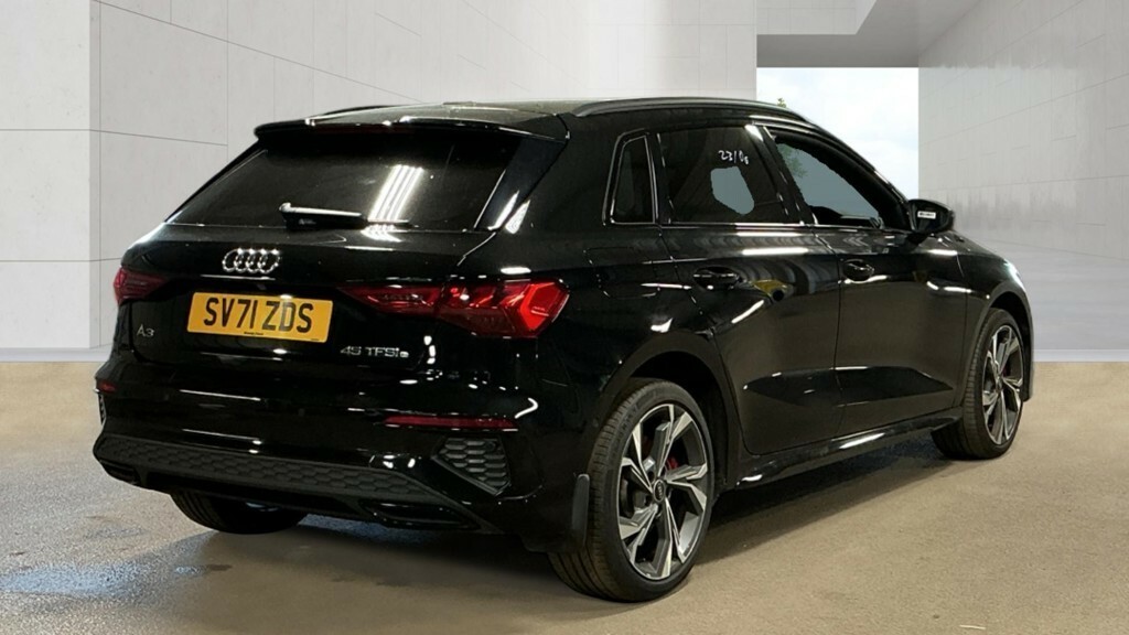 Audi A3 1.4 Tfsie 45 S Line Competition Black #4