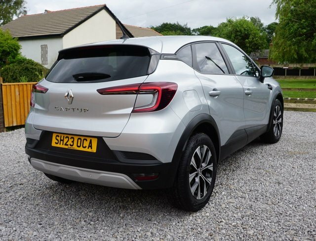 Renault Captur Tce Evolution Suv SH23OCA Grey #3