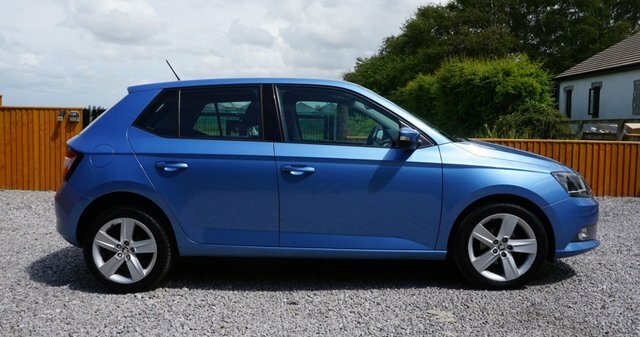 Skoda Fabia Tsi Se L Hatchback CV67TVU Blue #2