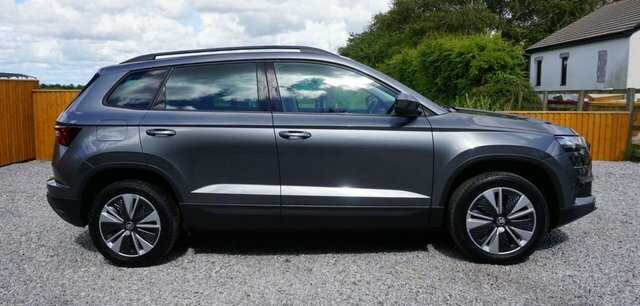 Skoda Karoq Tsi Se Drive Suv Grey #2