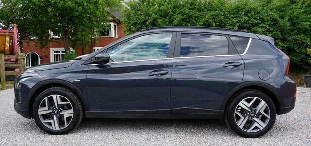 Hyundai Bayon T-gdi Mhev Premium Suv YY23MSO Grey #4