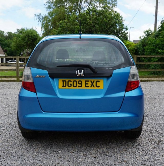 Honda Jazz I-vtec Se Hatchback Blue #5