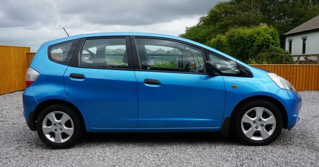 Honda Jazz I-vtec Se Hatchback Blue #2