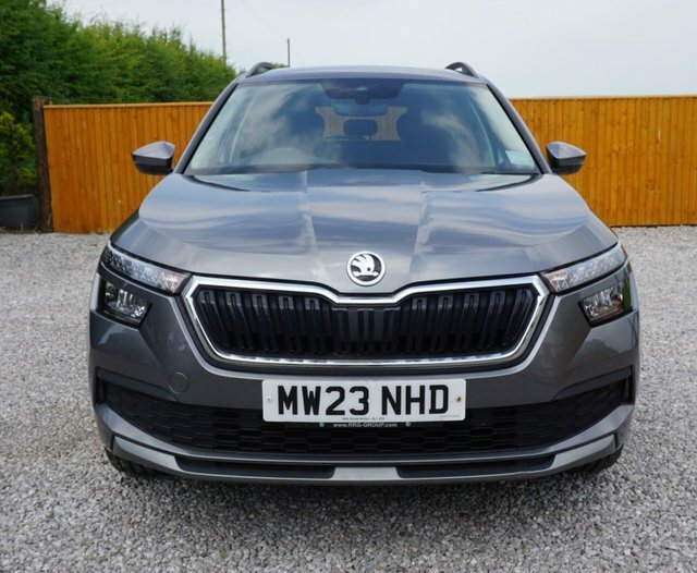 Skoda Kamiq Tsi Se Drive Suv MW23NHD Grey #2