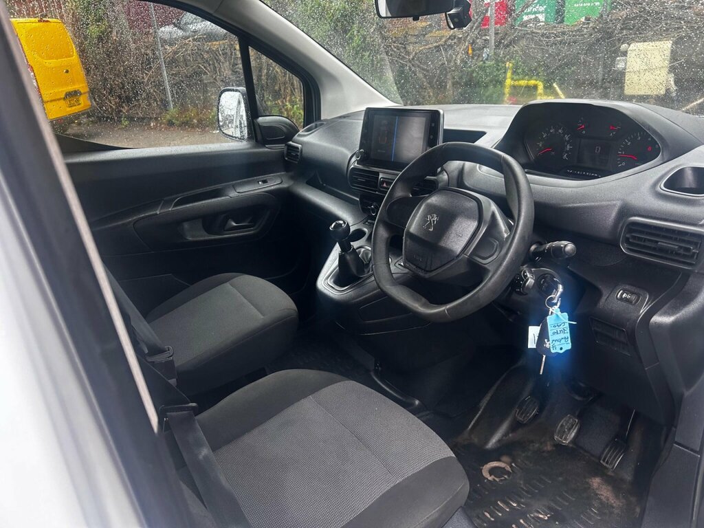 Peugeot Partner 1.5L Professional White #12