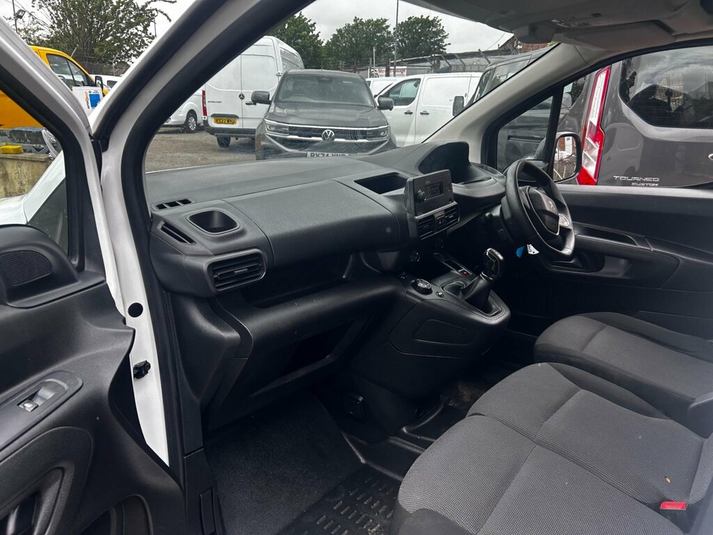Peugeot Partner Panel Van White #11