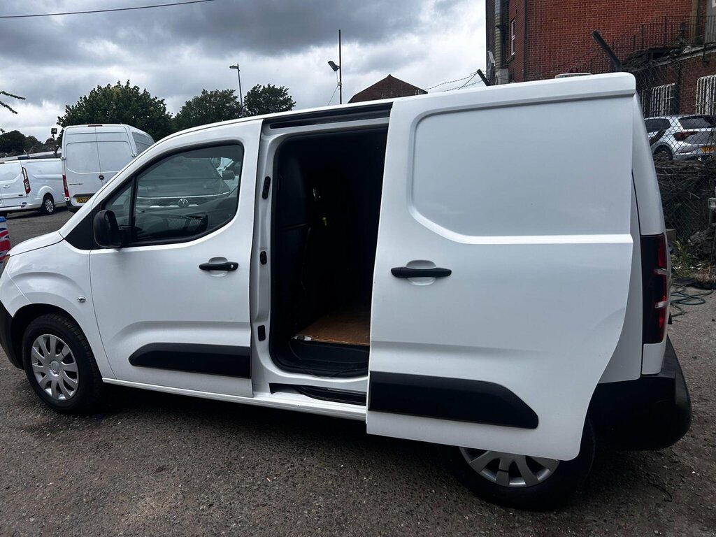 Peugeot Partner 1.5 Bluehdi 1000 Grip Standard Panel Van Swb Euro White #4