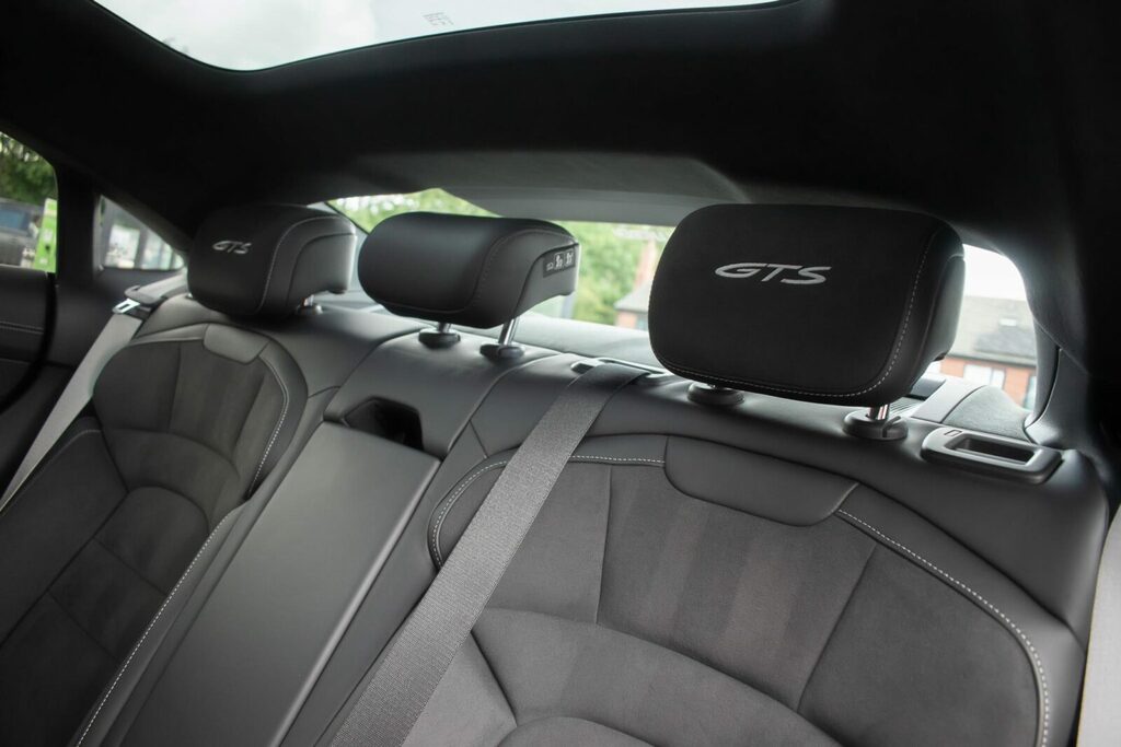 Porsche Taycan Performance Plus 93.4Kwh Gts #4
