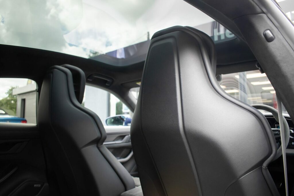 Porsche Taycan Performance Plus 93.4Kwh Gts #5