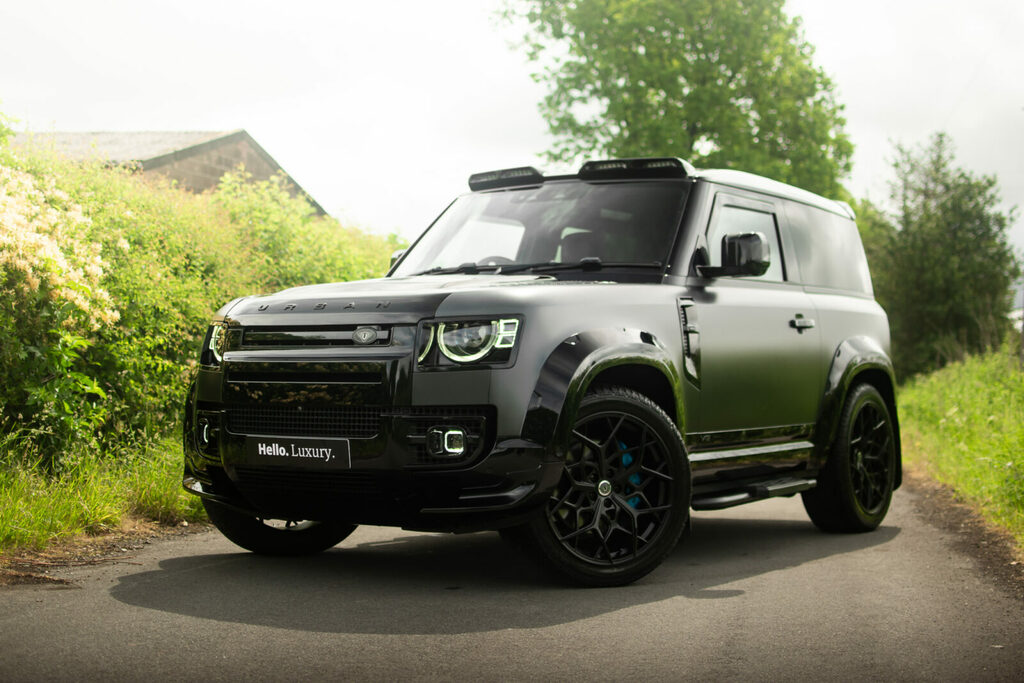 Land Rover Defender 90 5.0 P525 V8 Carpathian Edition Urban