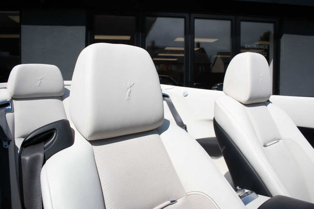 Rolls-Royce Dawn V12 Black #16