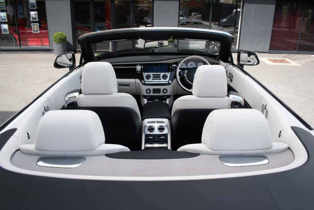 Rolls-Royce Dawn V12 Black #15