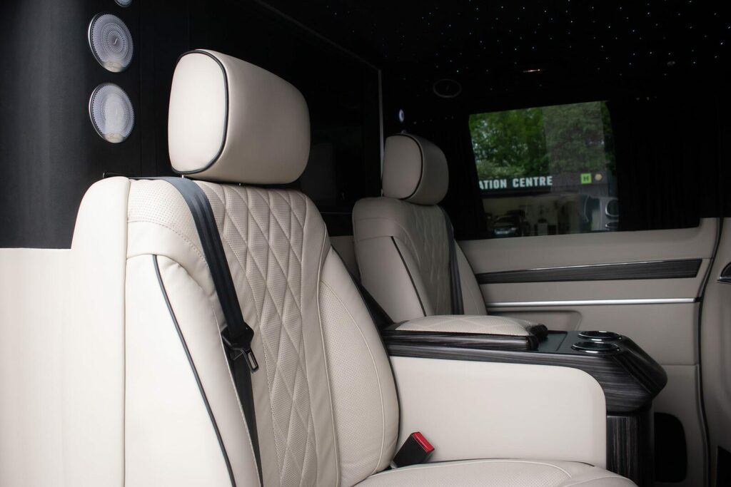 Mercedes-Benz V Class Mpv Black #19