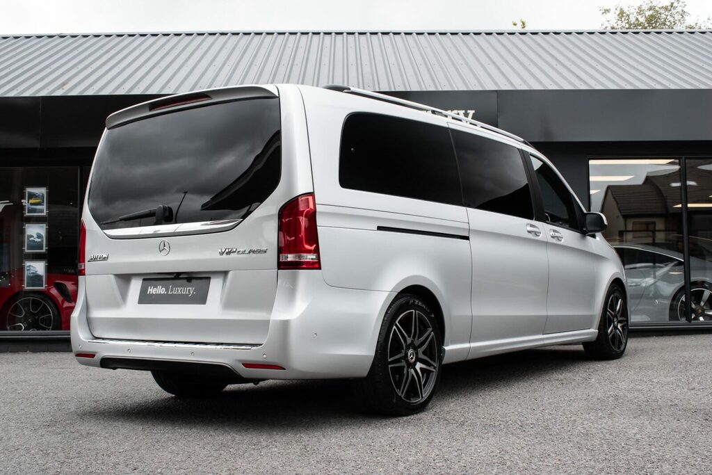 Mercedes-Benz V Class Mpv Black #9