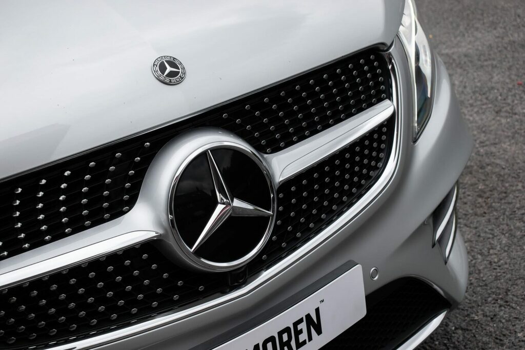 Mercedes-Benz V Class Mpv Black #54
