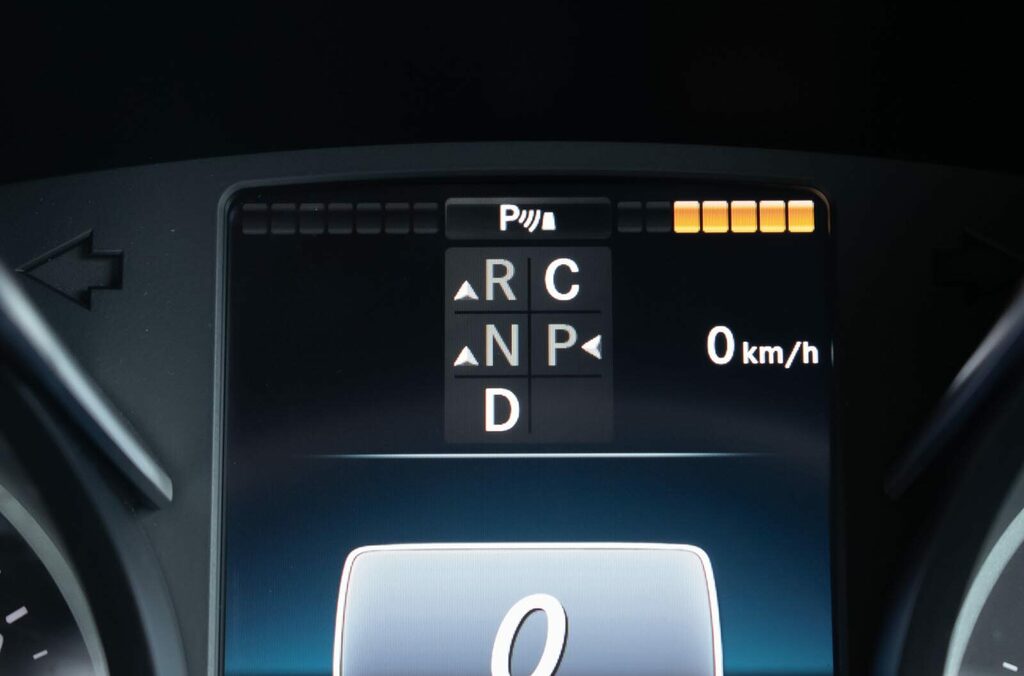Mercedes-Benz V Class Mpv Black #50